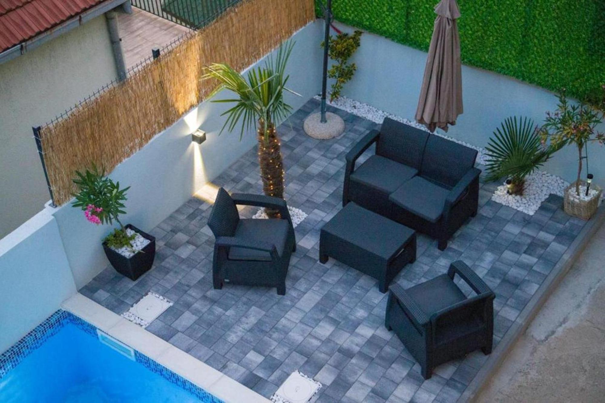 Summer House With Heated Swimming Pool Мостар Экстерьер фото